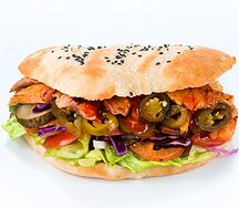 Донер в пите Чили с курицей