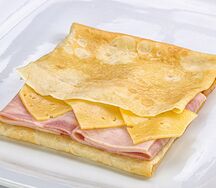 Блин с ветчиной и сыром
