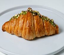 Круассан фисташковый