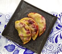 Вареники отварные с вишней