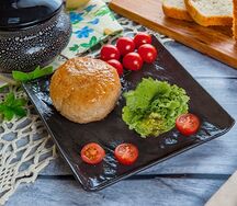Биточек куриный с грибами