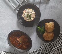 Солянка классическая, оливье с колбасой, кабачки фаршированные