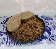 Гречка с морковью и луком и Котлеты паровые куриные