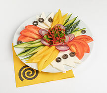 Кавказская нарезка