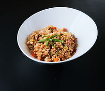 Wok с рисом и курицей