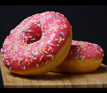 Донат Клубника
