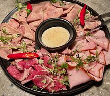 Мясная нарезка