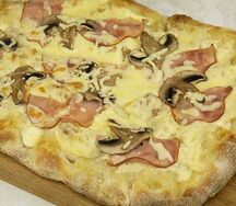 Пицца Ветчина/Грибы Римская