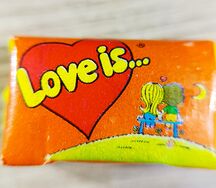 Жевательная резинка Love is