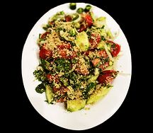 Салат по-грузински с сыром сулугуни