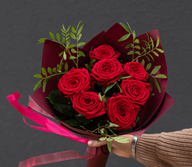 Букет живых цветов Ред Наоми 7шт