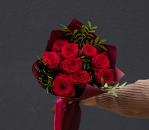 Букет цветов из 9 роз Ред Наоми