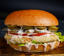 Острый chiken grill burger