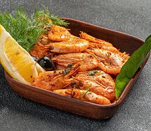 Жареные креветки с чесноком