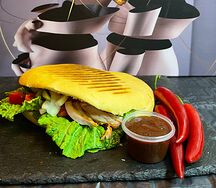 Шаурма Black Pepper на турецком багете