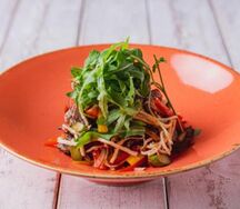 Салат с говяжьей вырезкой