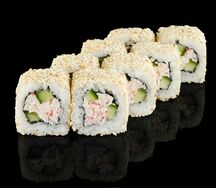 Ролл Калифорния с кунжутом
