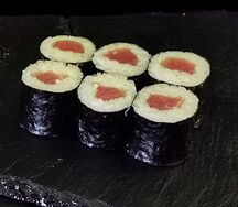 Маки с тунцом