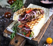 Донер в пите с говядиной