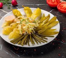 Соленья ассорти