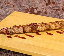 Свиные шашлычки на шпажках