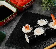 Классические роллы с креветками