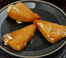 Сулугуни в панировке