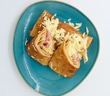 Блинчики с сыром и ветчиной