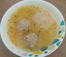 Суп с куриными фрикадельками