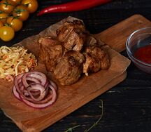Шашлык из cвинoй шеи