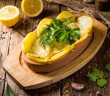 Запеченный картофель с судаком