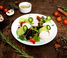 Куриные фаэллы с ореховым соусом