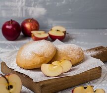 Пончини с яблочным джемом