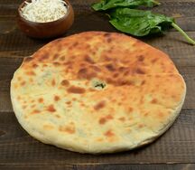 Мини-пирог с сыром и шпинатом