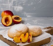 Пончини с персиковым джемом
