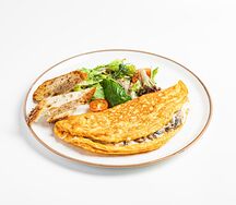 Омлет с ветчиной, грибами и сыром моцарелла