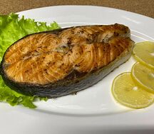 Стейк лосося на гриле