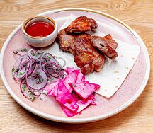 Шашлык из cвинoй шеи