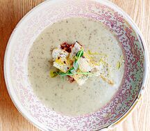 Крем-суп с шампиньонами и белыми грибами