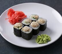 Ролл с чукой