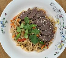 Wok с говядиной