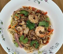 Wok с морепродуктами