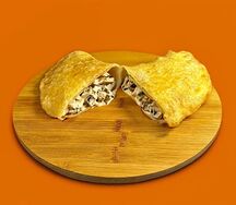 Чебурек с картошкой, беконом и грибами 