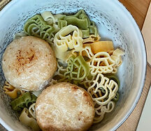 Куриные котлетки с макарошками