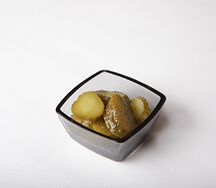 Огурец маринованный