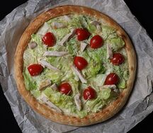 Пицца Цезарь с курицей халяль