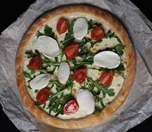 Пицца Буффало с руколлой 