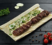 Кебаб из баранины в лаваше