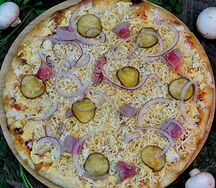 Пицца с Тунцом