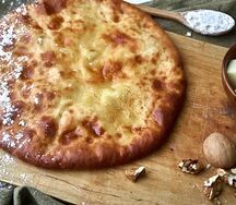 Хачапури Сванский со шпинатом